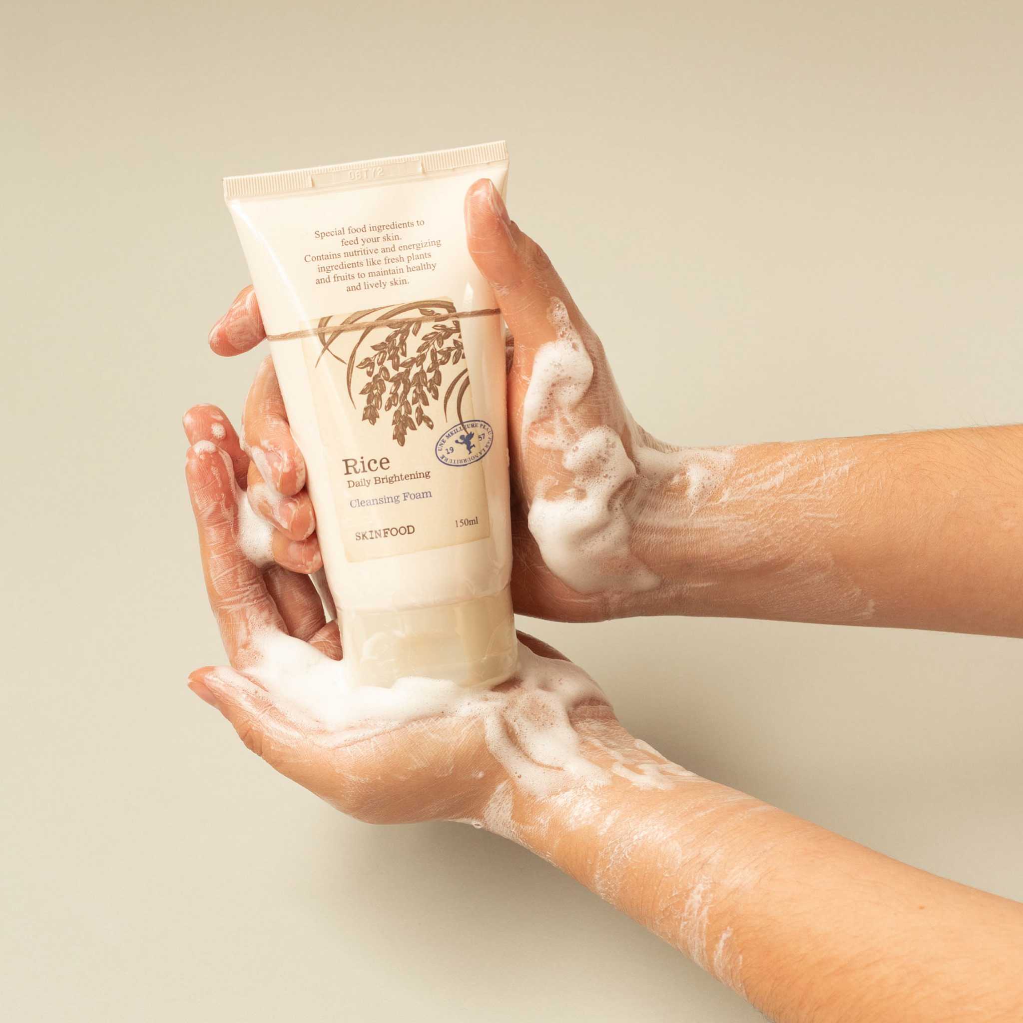 SKINFOOD Rice Daily Brightening Cleansing Foam