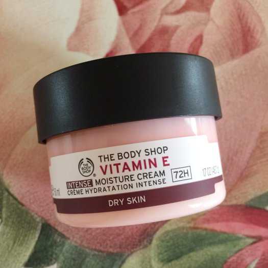 The Body Shop Vitamin E Intense Moisturizer Day Cream