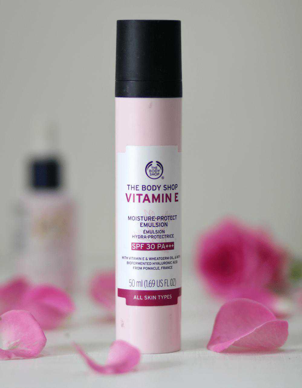 The Body Shop Vitamin E Moisture Protect Emulsion with SPF