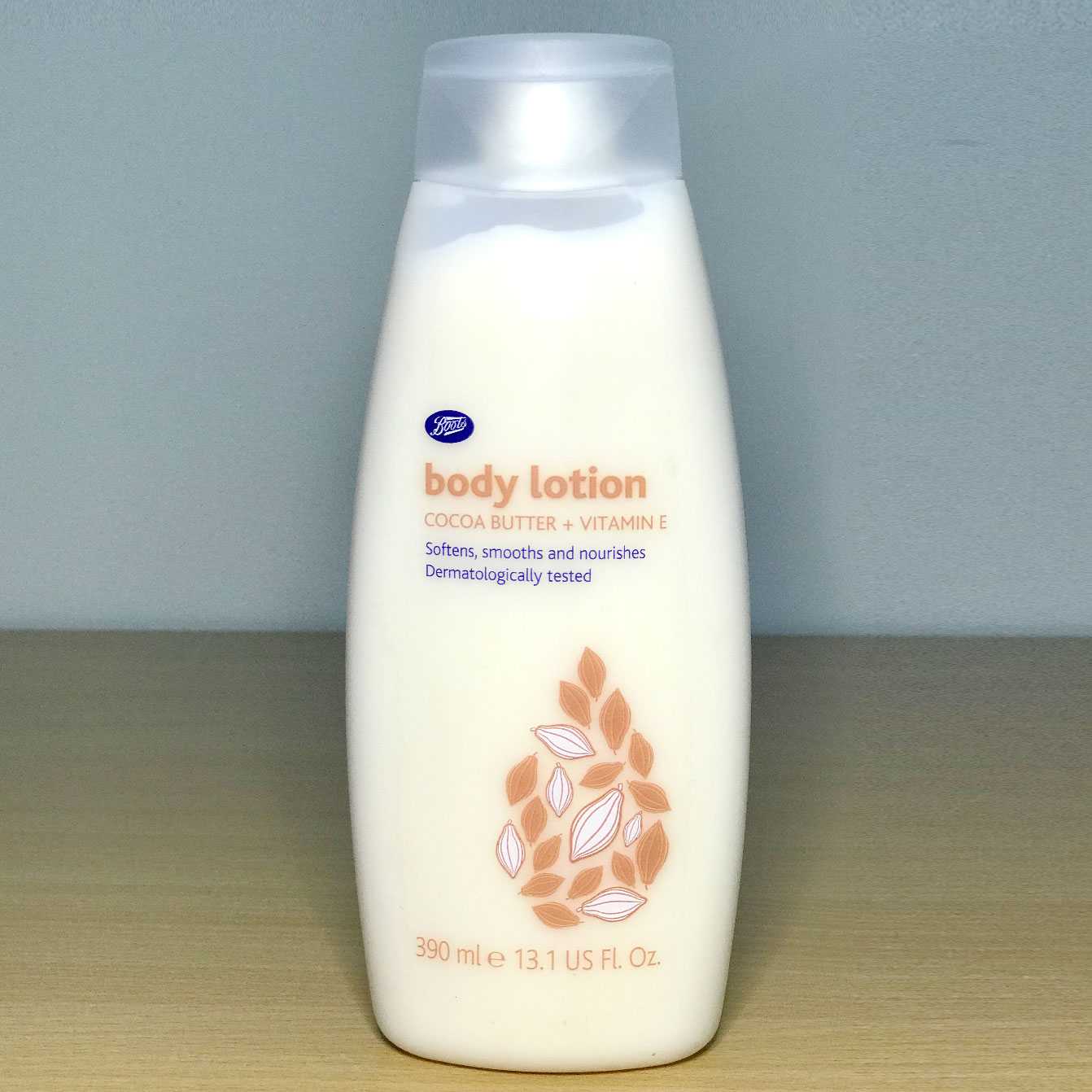 BOOTS Body Lotion Cocoa Butter & Vitamin E