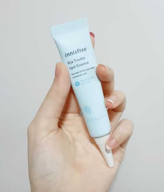 INNISFREE Bija Trouble Spot Essence