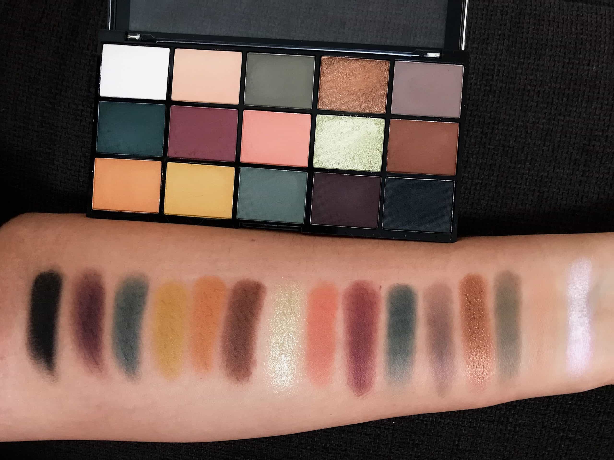 REVOLUTION Re Loaded Palette Iconic Division