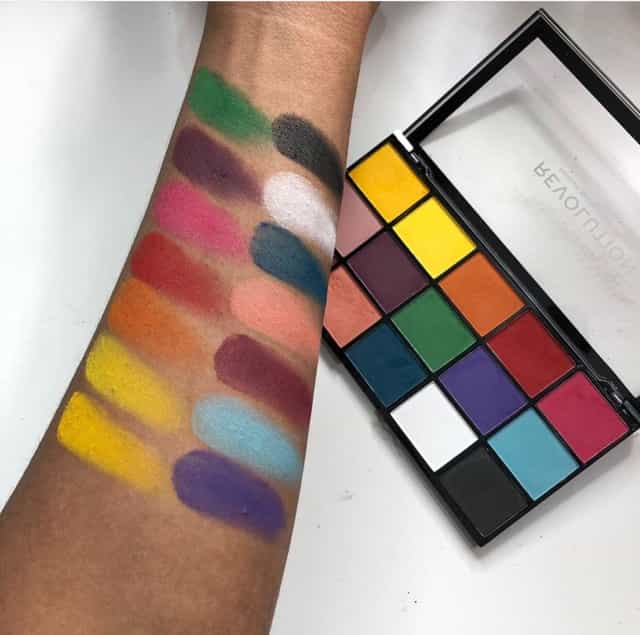 REVOLUTION Reloaded Marvellous Mattes Eyeshadow Palette